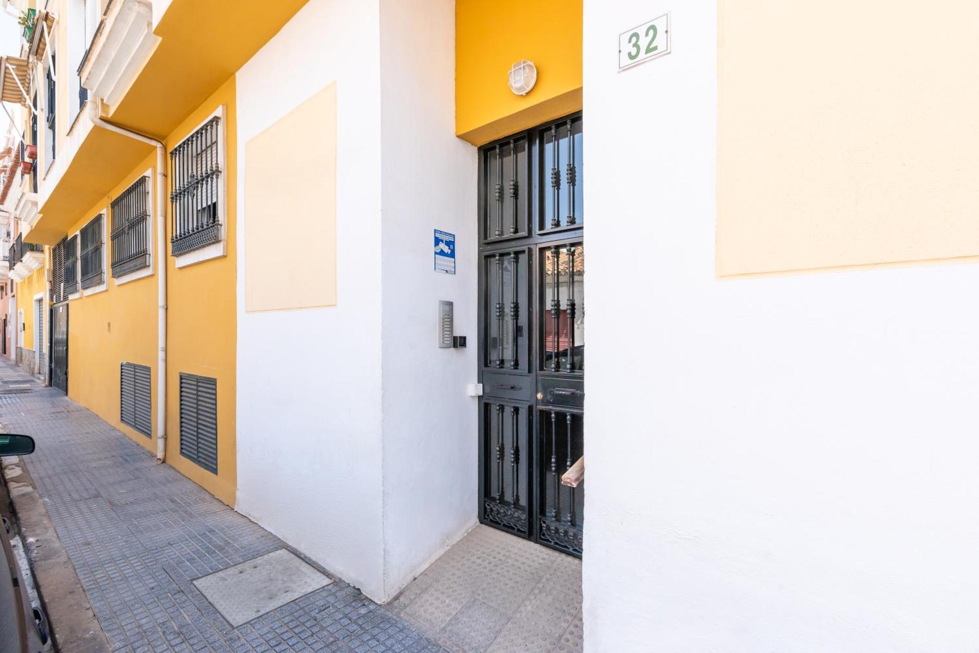 Wintowinrentals Comodo Estudio En Malaga. Exterior foto